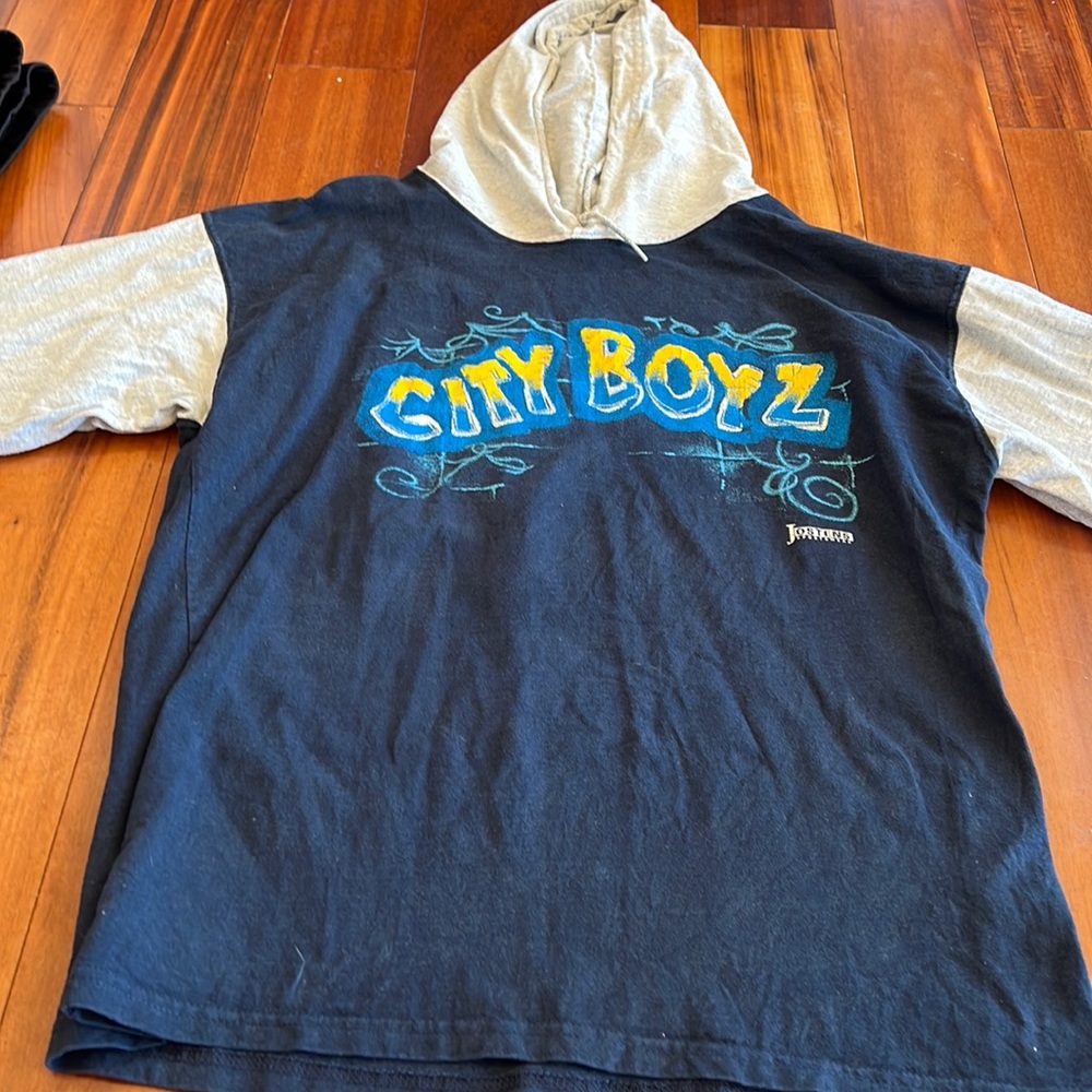 JOSTENS LOONEY TUNES SWEATSHIRT